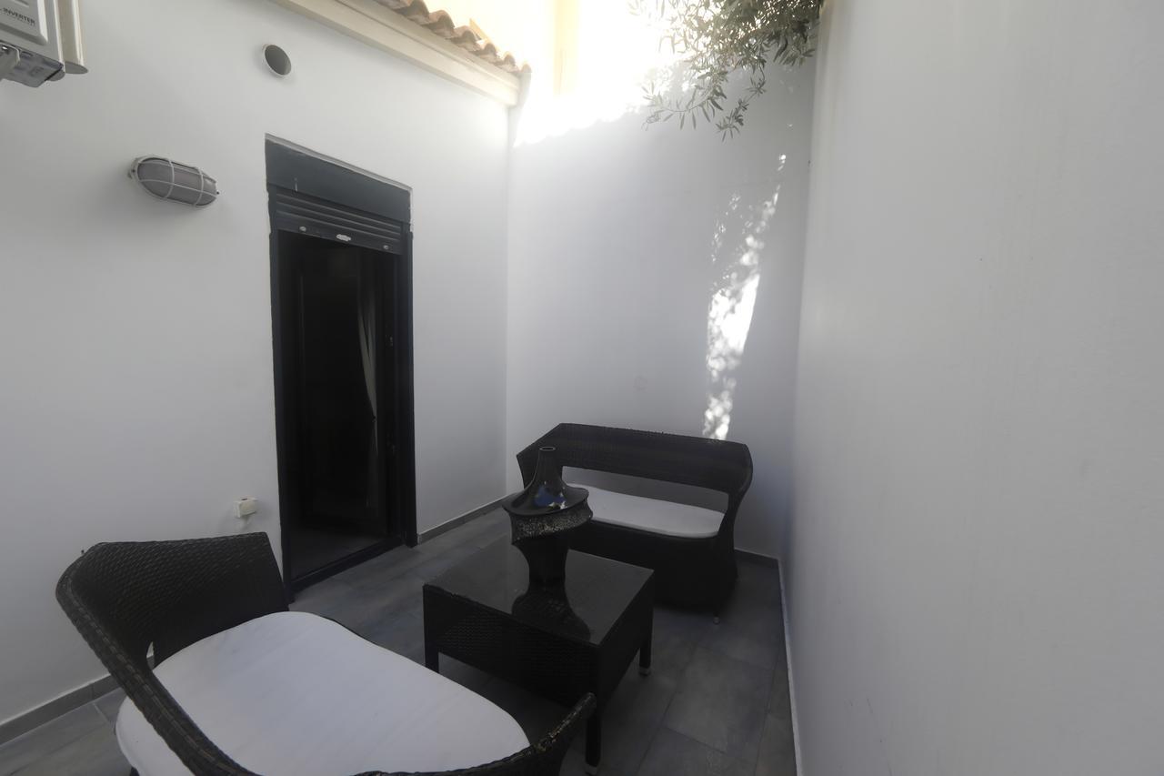 Gazi Boutique Apartment 2 أثينا المظهر الخارجي الصورة